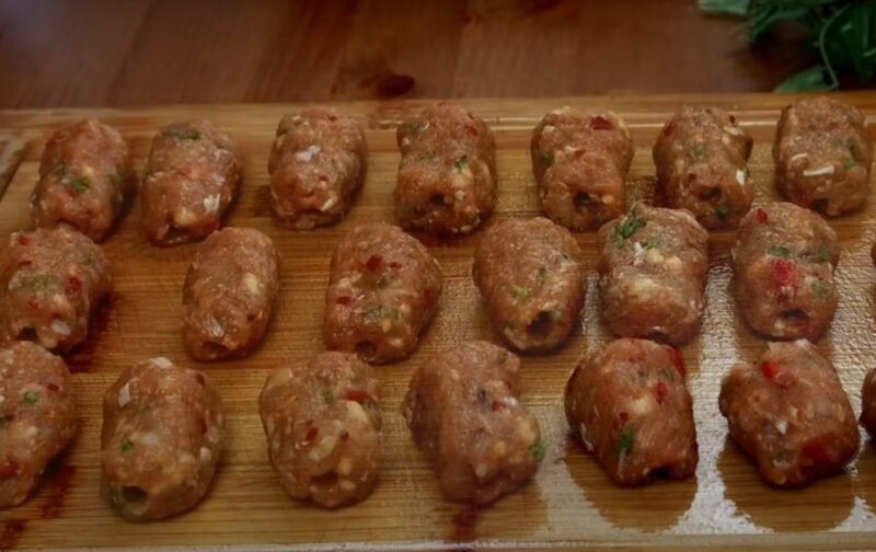 Простой и вкусный рецепт куриного шашлыка. Когда готовлю, то зову всех друзей в гости