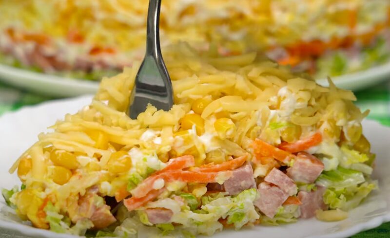 Все гости его обожают. Салат "Венеция" на праздничный стол: невероятно вкусный