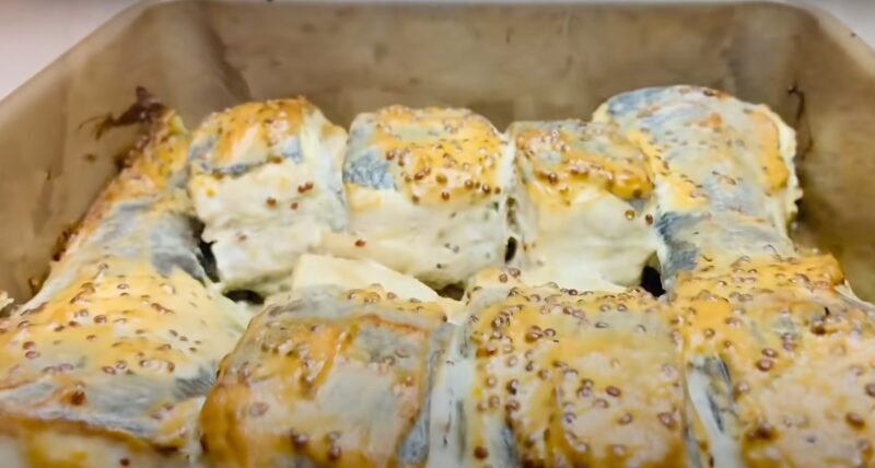 Как вкусно запечь рыбу в духовке. Невероятно простой рецепт приготовления