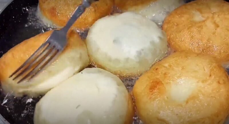Чебуреки больше не готовлю: нашла рецепт проще и вкуснее. Сырные беляши на картофельном отваре