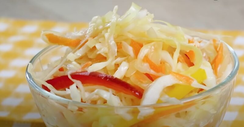 Если надоела квашеная капуста, то готовлю по этому рецепту. Самый вкусный салат на зиму