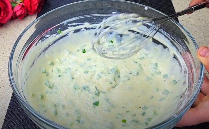 За 10 минут вкуснятина на столе. Беру 1 стакан кефира и готовлю воздушные лепёшки