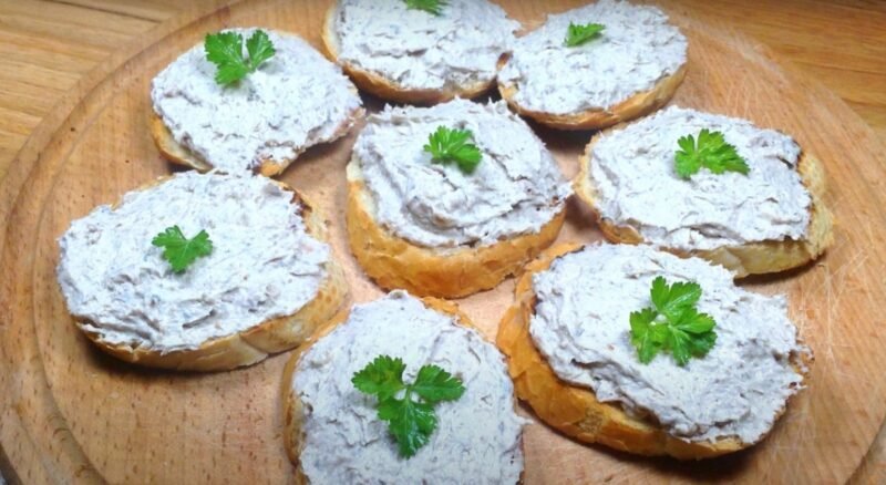 Намазка за 3 минуты. Такая сытная и вкусная, что готовлю вместо ужина