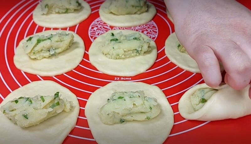 Не пирожки, а воздушное золото. Ем каждый день не надоедает: вкусно и просто