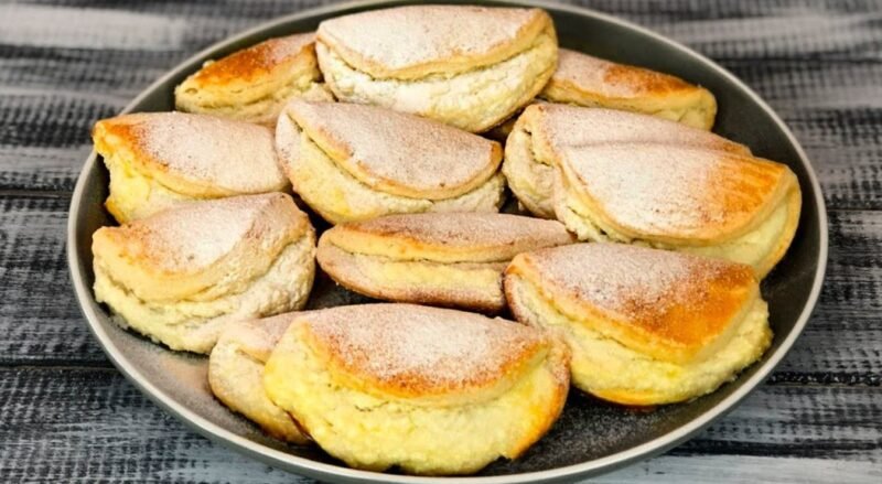 Сочни с творогом за 15 минут. Самый простой рецепт вкусной выпечки