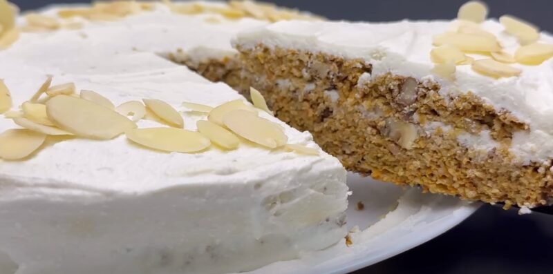 Так просто, но так вкусно и полезно. Яблочно-морковный пирог без муки и сахара