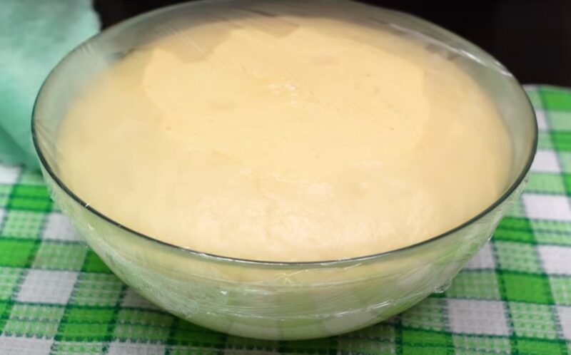 Самые нежные и вкусные булочки с кремом. Булочки "Лакомка" на Пасху или к чаю