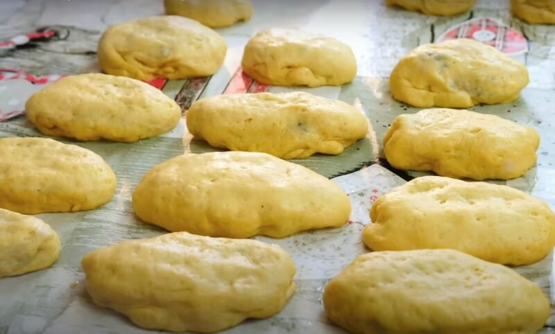 Пирожки хрустящие и очень вкусные. Готовлю быстро на сковороде