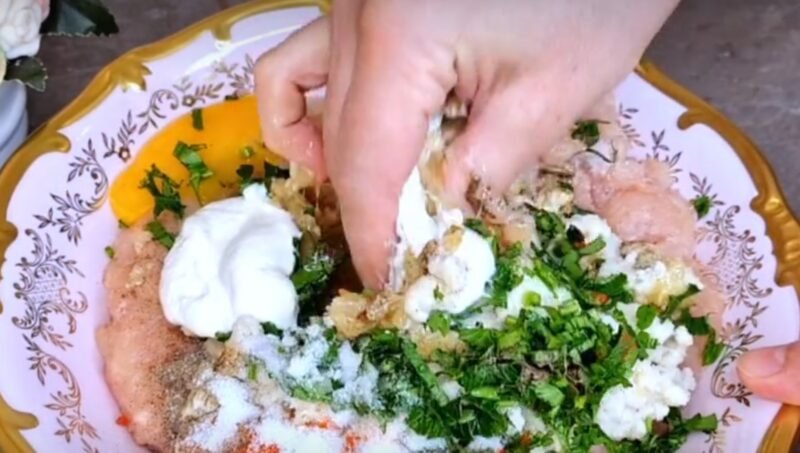 Фарш такой вкусный, что я готовлю его 3 раза в неделю. Рецепт, которому уже более 20 лет