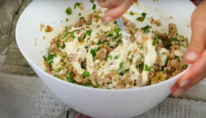 Вы их полюбите за вкус и простоту. Ленивые беляши на кефире