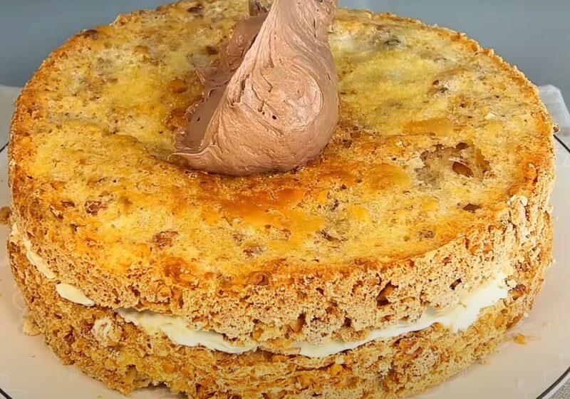 Легендарный торт "Киевский": раскрываем секрет, как добиться идеальной хрустящей структуры и нежного вкуса