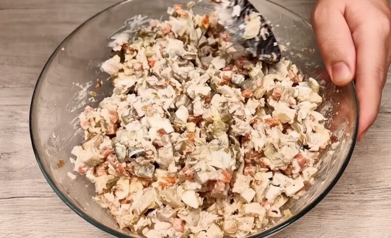 Салат "Машеровский": секретный рецепт из прошлого, который вы никогда не пробовали. Вкус, от которого все в восторге!