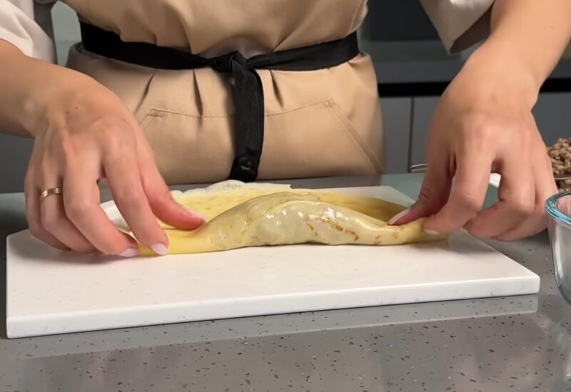 Фаршированные блинчики: с мясом или творогом. Всегда получаются вкусно, сочно и нежно!