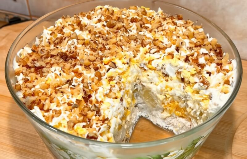 Необычный салат «Мадонна». Роскошный праздничный вкус за 15 минут: готовится быстро и легко!